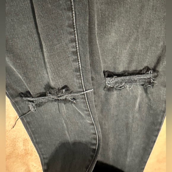 2 FOR $25! Frame Le high skinny jeans - black distressed - Picture 6 of 6